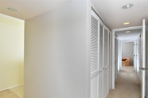 Condo in Punta Gorda, Florida, 2 bedrooms  № 1295907 - photo 19