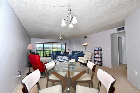 Condo in Punta Gorda, Florida, 2 bedrooms  № 1295907 - photo 12