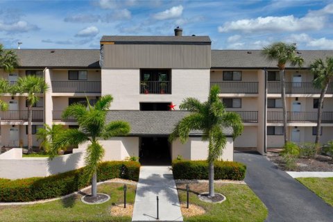 Copropriété à vendre à Punta Gorda, Floride: 2 chambres, 125.14 m2 № 1295907 - photo 5