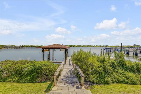 Villa ou maison à vendre à Edgewater, Floride: 3 chambres, 174.1 m2 № 1285009 - photo 4