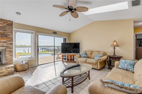 Villa ou maison à vendre à Edgewater, Floride: 3 chambres, 174.1 m2 № 1285009 - photo 7