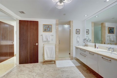 Condo in Hollywood, Florida, 3 bedrooms  № 914321 - photo 26