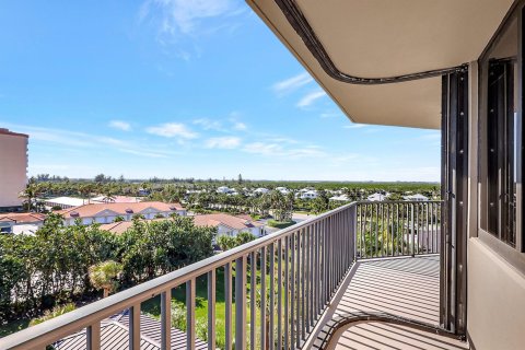 Copropriété à vendre à Hutchinson Island South, Floride: 3 chambres, 250.93 m2 № 914323 - photo 23