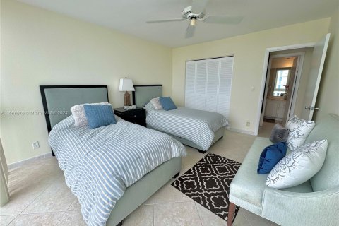 Condo in Fort Lauderdale, Florida, 2 bedrooms  № 1385780 - photo 10