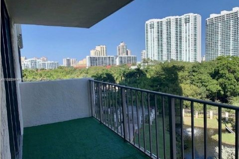 Condo in Aventura, Florida, 3 bedrooms  № 1092546 - photo 5