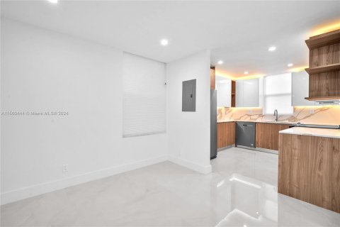 Condo in Aventura, Florida, 3 bedrooms  № 1092546 - photo 8