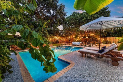Casa en venta en Biscayne Park, Florida, 4 dormitorios, 195.47 m2 № 1095228 - foto 21