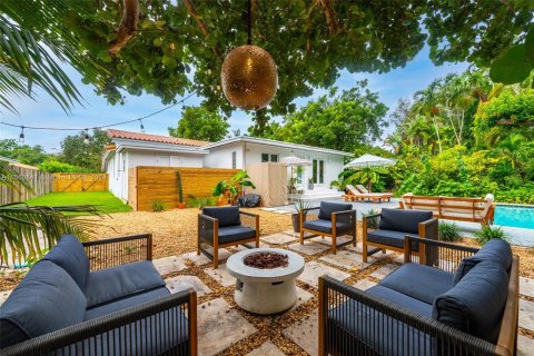 Villa ou maison à vendre à Biscayne Park, Floride: 4 chambres, 195.47 m2 № 1095228 - photo 28