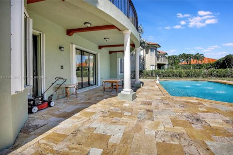 Villa ou maison à vendre à Cutler Bay, Floride: 6 chambres, 468.88 m2 № 993727 - photo 13