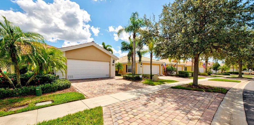 Casa en Palm Bay, Florida 2 dormitorios, 140.56 m2 № 1247512