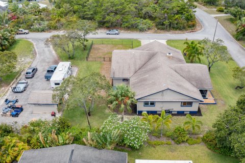 Villa ou maison à vendre à Hobe Sound, Floride: 6 chambres, 391.12 m2 № 1216404 - photo 24