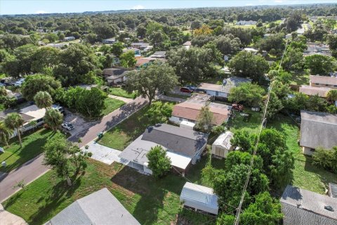 Villa ou maison à vendre à Cocoa, Floride: 3 chambres, 91.42 m2 № 1376614 - photo 2