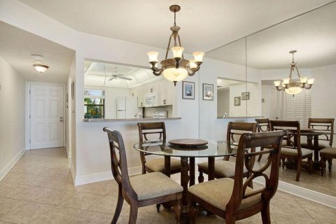 Condo in Hutchinson Island South, Florida, 2 bedrooms  № 1119046 - photo 6