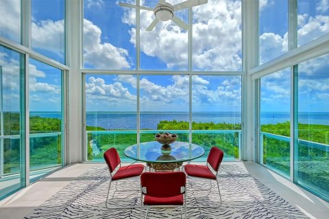 Casa en venta en Longboat Key, Florida, 5 dormitorios, 557.41 m2 № 1386540 - foto 13