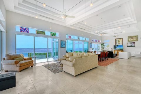 House in Longboat Key, Florida 5 bedrooms, 557.41 sq.m. № 1386540 - photo 9