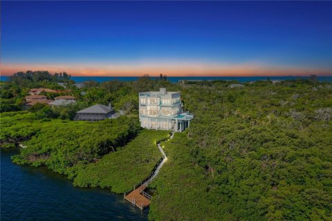 Casa en venta en Longboat Key, Florida, 5 dormitorios, 557.41 m2 № 1386540 - foto 2