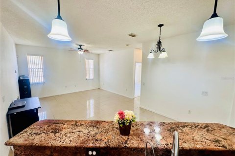 Casa en venta en Kissimmee, Florida, 3 dormitorios, 174.28 m2 № 1325173 - foto 10