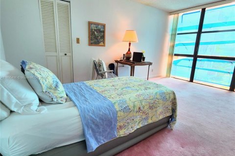 Condo in Aventura, Florida, 2 bedrooms  № 1227555 - photo 25