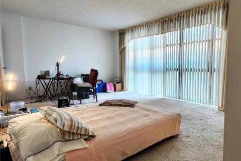 Condo in Aventura, Florida, 2 bedrooms  № 1227555 - photo 5