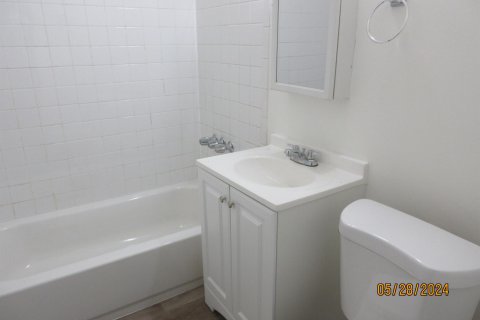 Casa en venta en Fort Lauderdale, Florida, 2 dormitorios, 119.1 m2 № 1217346 - foto 3