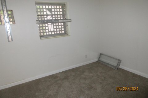 House in Fort Lauderdale, Florida 2 bedrooms, 119.1 sq.m. № 1217346 - photo 5