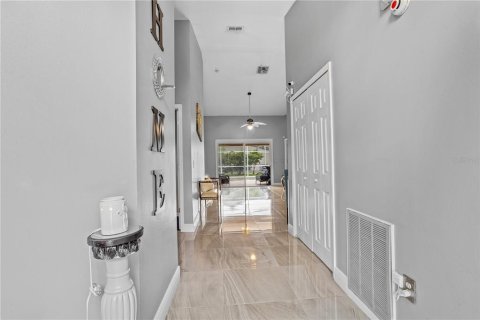 Villa ou maison à vendre à Kissimmee, Floride: 4 chambres, 153.2 m2 № 1311663 - photo 5