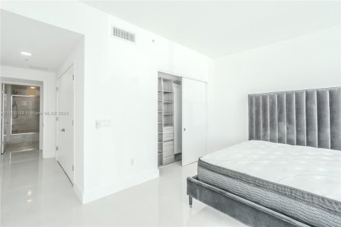 Condominio en venta en North Miami Beach, Florida, 2 dormitorios, 154.87 m2 № 1309519 - foto 21