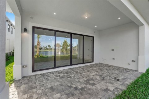 Villa ou maison à vendre à Palm Beach Gardens, Floride: 6 chambres, 380.53 m2 № 714475 - photo 17
