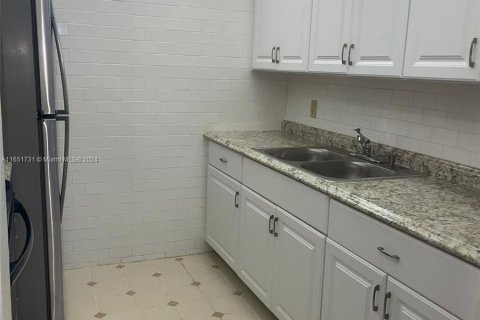 Apartamento en alquiler en Pembroke Pines, Florida, 1 dormitorio, 65.22 m2 № 1345128 - foto 5