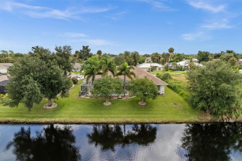 Villa ou maison à vendre à Port Charlotte, Floride: 3 chambres, 236.16 m2 № 1350503 - photo 4