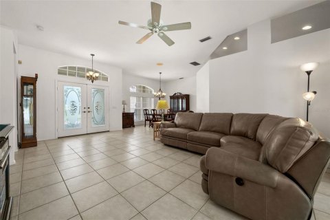 Villa ou maison à vendre à Port Charlotte, Floride: 3 chambres, 236.16 m2 № 1350503 - photo 8