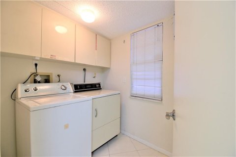 Condo in Delray Beach, Florida, 3 bedrooms  № 869312 - photo 21