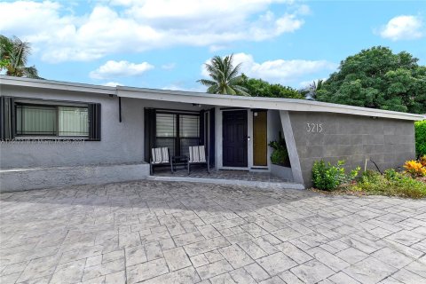 Casa en venta en Miramar, Florida, 4 dormitorios, 202.43 m2 № 1380399 - foto 28