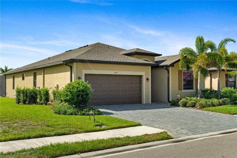 House in Port Charlotte, Florida 4 bedrooms, 188.31 sq.m. № 1300354 - photo 3