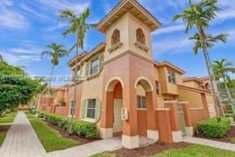 Touwnhouse à vendre à Dania Beach, Floride: 3 chambres, 129.69 m2 № 1232320 - photo 1