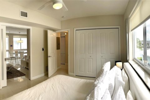 Condo in Pompano Beach, Florida, 1 bedroom  № 968223 - photo 18