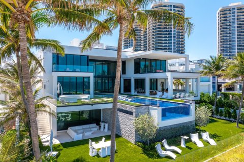 Villa ou maison à vendre à Fort Lauderdale, Floride: 7 chambres, 955.87 m2 № 1206250 - photo 3