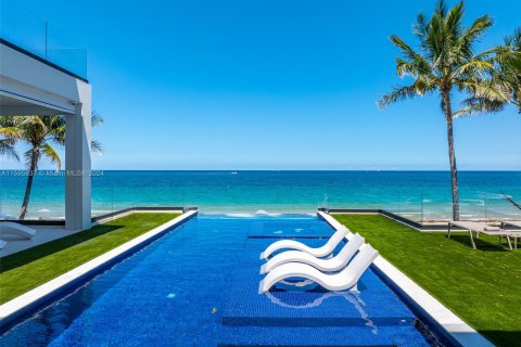 Villa ou maison à vendre à Fort Lauderdale, Floride: 7 chambres, 955.87 m2 № 1206250 - photo 5