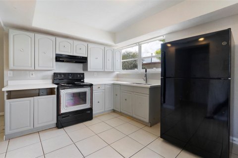 Casa en venta en Hollywood, Florida, 3 dormitorios, 111.48 m2 № 1160859 - foto 10