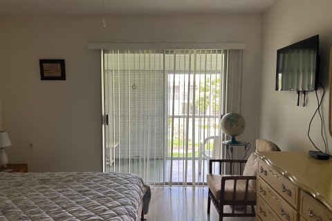 Condominio en venta en Coconut Creek, Florida, 1 dormitorio, 61.41 m2 № 1160861 - foto 2