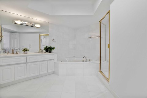 Copropriété à vendre à Miami Beach, Floride: 2 chambres, 133.78 m2 № 1386095 - photo 22