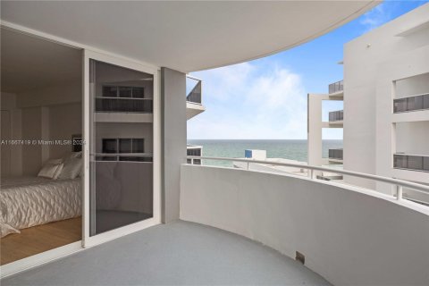 Copropriété à vendre à Miami Beach, Floride: 2 chambres, 133.78 m2 № 1386095 - photo 26