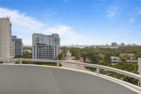 Copropriété à vendre à Miami Beach, Floride: 2 chambres, 133.78 m2 № 1386095 - photo 13