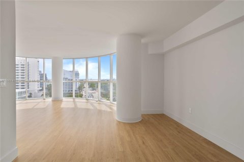 Copropriété à vendre à Miami Beach, Floride: 2 chambres, 133.78 m2 № 1386095 - photo 3