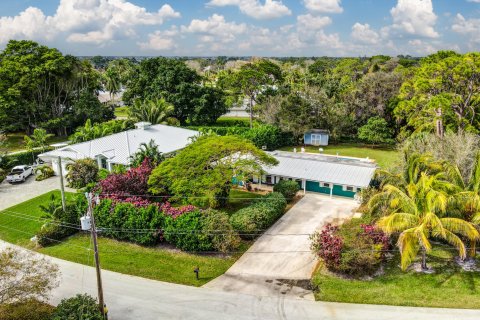 House in Stuart, Florida 3 bedrooms, 207.54 sq.m. № 976659 - photo 12