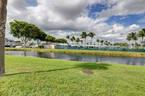 Condominio en venta en Delray Beach, Florida, 1 dormitorio, 67.45 m2 № 996210 - foto 13