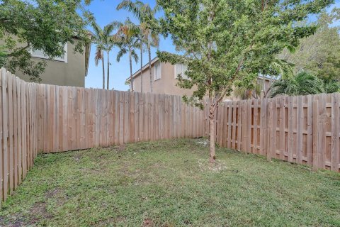 Townhouse in Homestead, Florida 3 bedrooms, 123.65 sq.m. № 1135470 - photo 3