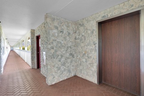 Copropriété à vendre à Coconut Creek, Floride: 2 chambres, 107.3 m2 № 1135467 - photo 24