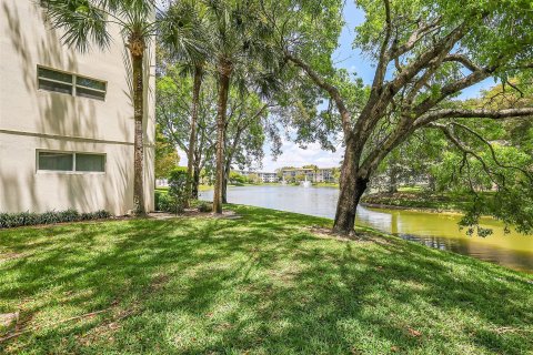 Copropriété à vendre à Coconut Creek, Floride: 2 chambres, 107.3 m2 № 1135467 - photo 21