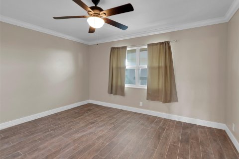 Condo in Coconut Creek, Florida, 2 bedrooms  № 1135467 - photo 26